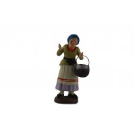 Old woman with painted terracotta bucket cm 10